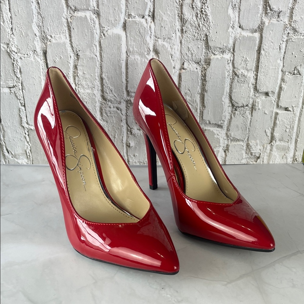 Jessica Simpson Women's size 6m/36 1/2 JP-Haneh‎ red 4 Inch High Heels